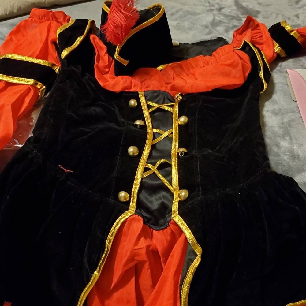 Costume